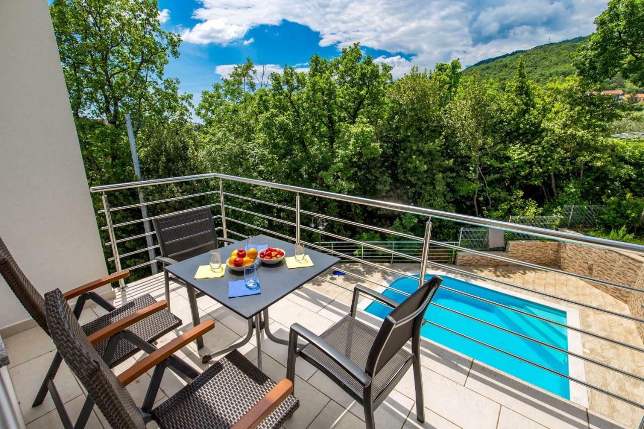 Villa Dragi With Pool, Sauna, & Whirlpool Opatija Værelse billede